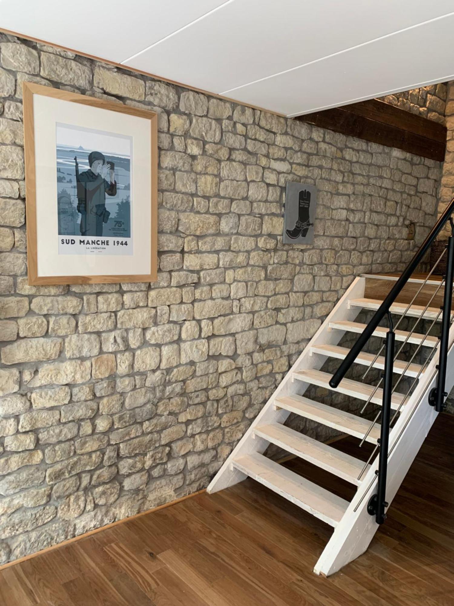 Vila Comfortable House For 6 Guests In Saint-Come-Du-Mont Exteriér fotografie